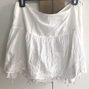 Embroidered Pom White Mini Skirt
